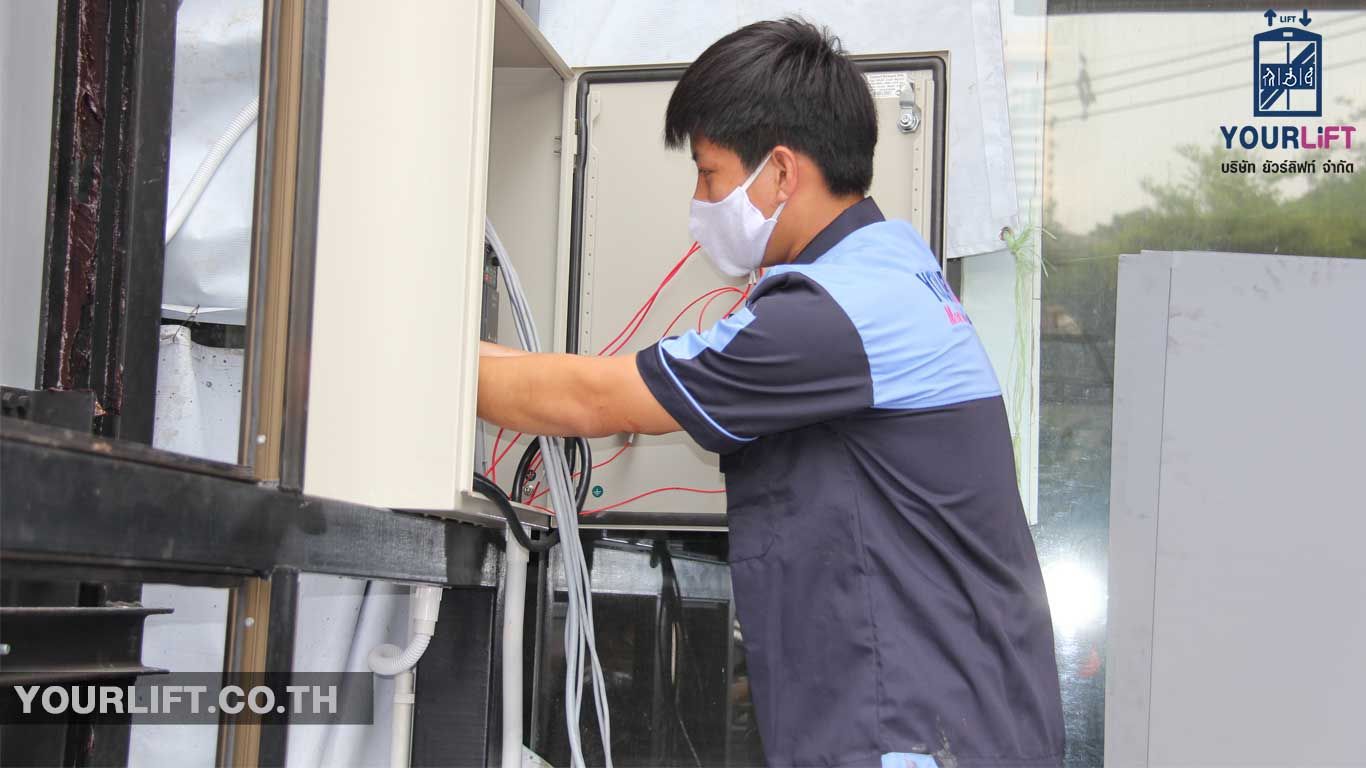 ผลงานการติดตั้งลิฟท์บ้านรุ่นมาตรฐาน ที่ กรุงเทพฯ (สาทร)