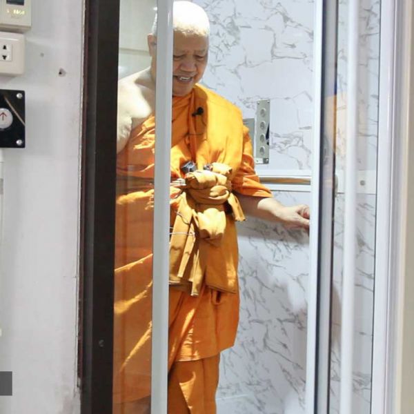 ผลงานการติดตั้งลิฟท์วัด ที่ วัดละหาร