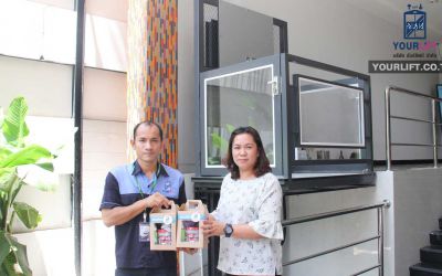 ผลงานการติดตั้งลิฟท์บ้านแบบครึ่งท่อน ที่ โรงแรมบลูสกาย (พัทยาเหนือ)