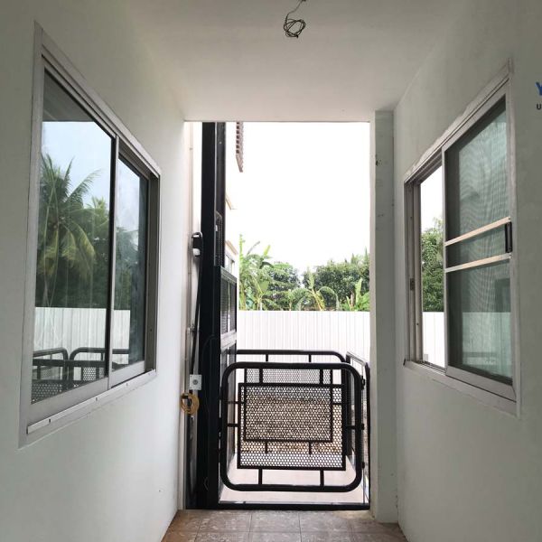 ติดตั้งลิฟท์ครึ่งท่อน 2 ชั้น ที่ นนทบุรี (บางบัวทอง)