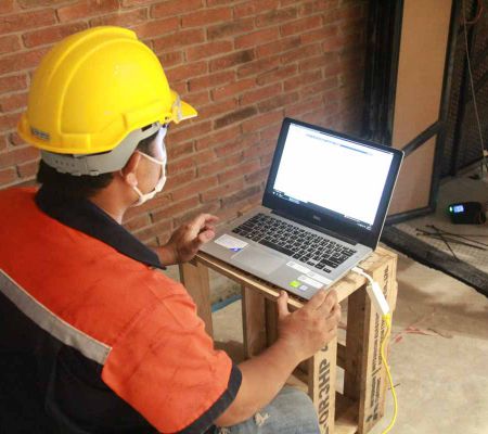 ทีมงานผู้เชี่ยวชาญด้านลิฟท์บ้าน