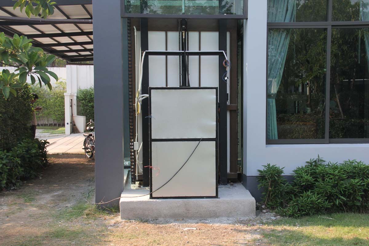 ผลงานการติดตั้งลิฟท์บ้าน แบบมาตรฐาน ที่ กรุงเทพ