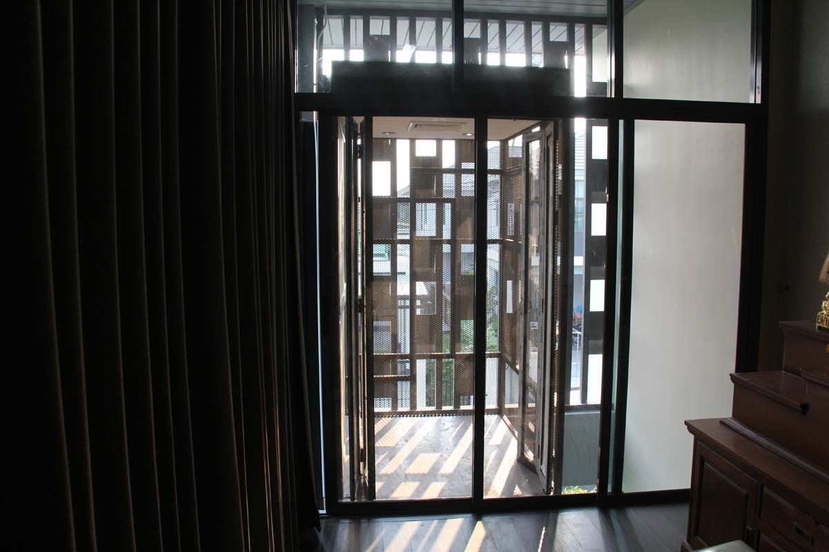 ผลงานการติดตั้งลิฟท์บ้าน แบบมาตรฐาน ที่ กรุงเทพ