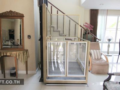 ผลงานลิฟท์แบบครึ่งท่อน